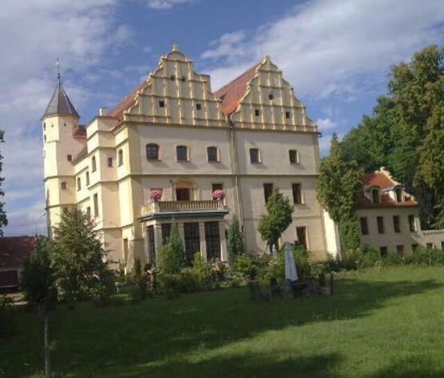 Отели типа «постель и завтрак» Zamek w Czernej Czerna-4